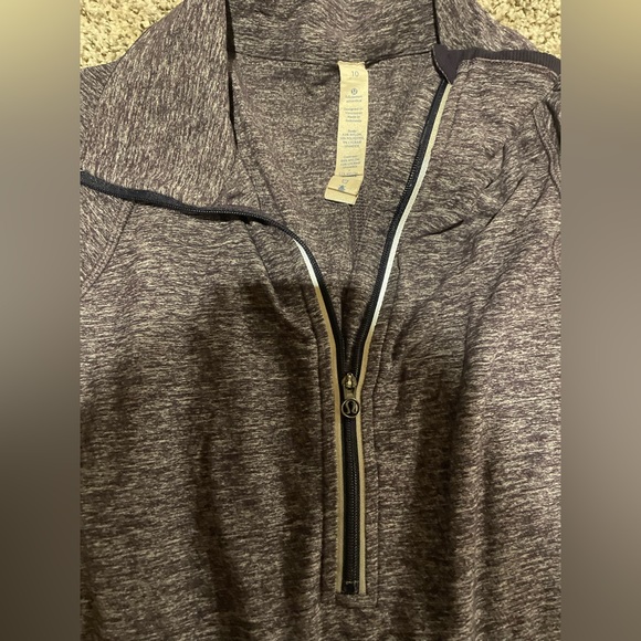 Lululemon quarter zip - Picture 4 of 6